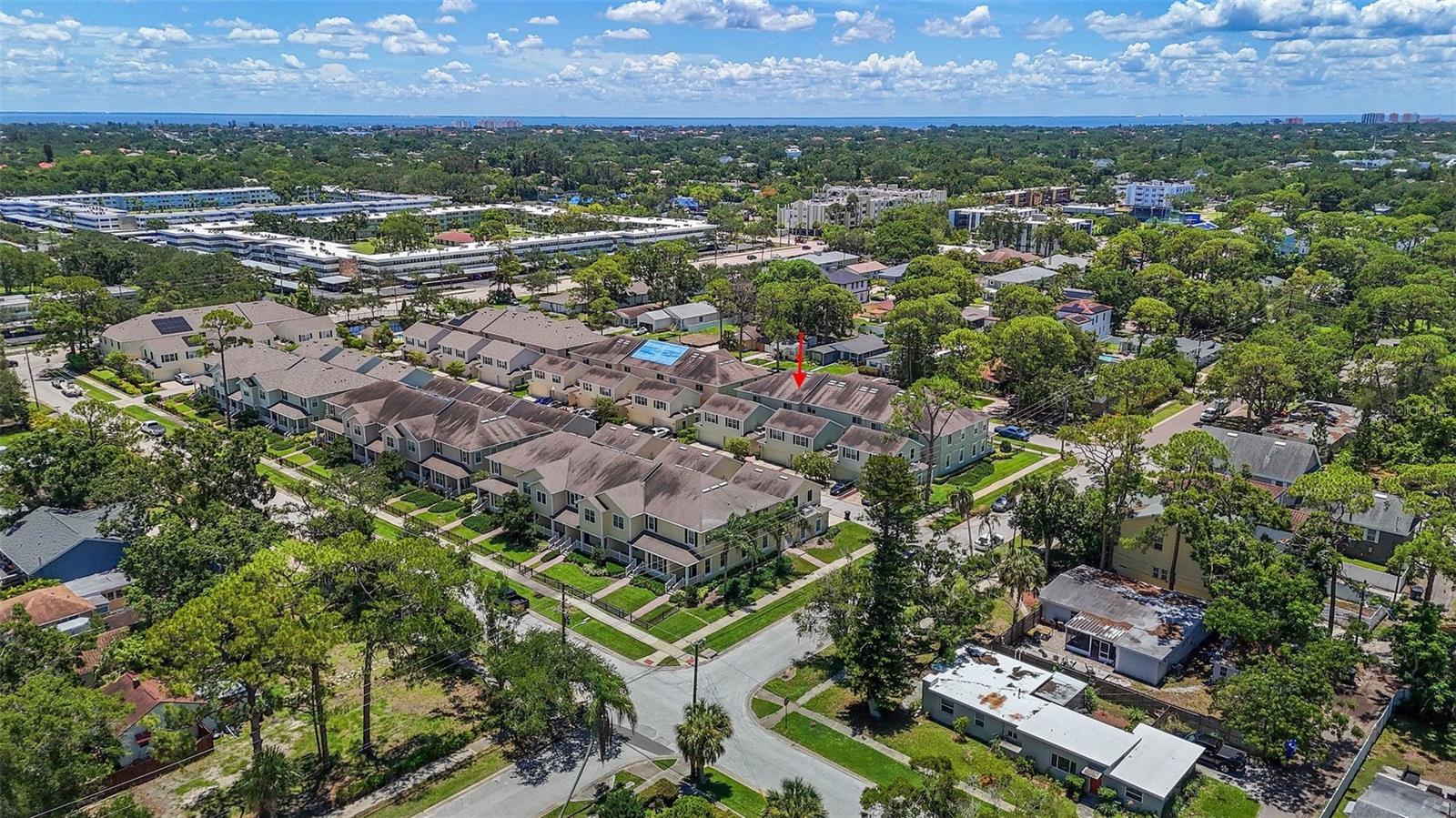 225 49TH AVE N, ST PETERSBURG, FL, 33703