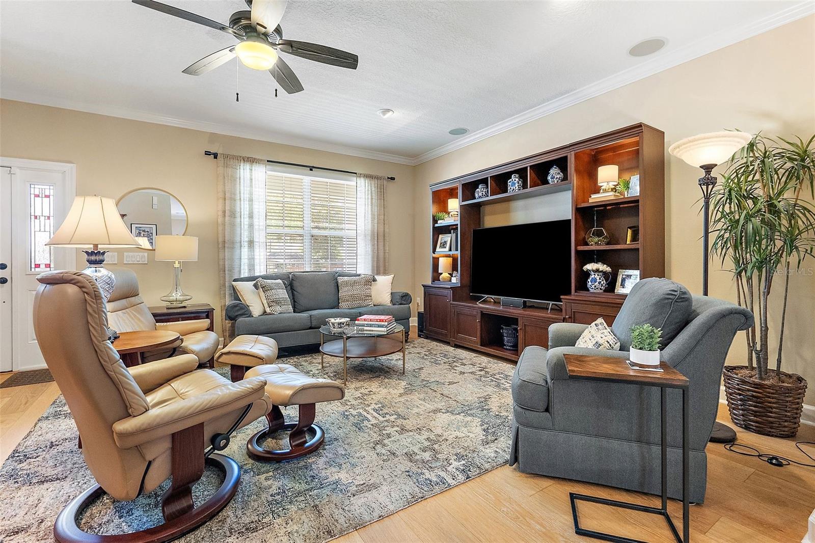 225 49TH AVE N, ST PETERSBURG, FL, 33703