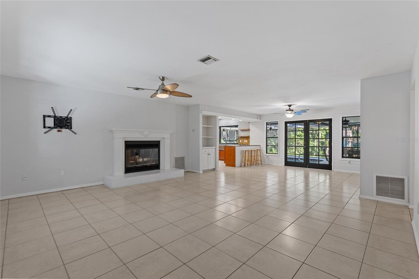 A4657572 Property Photo