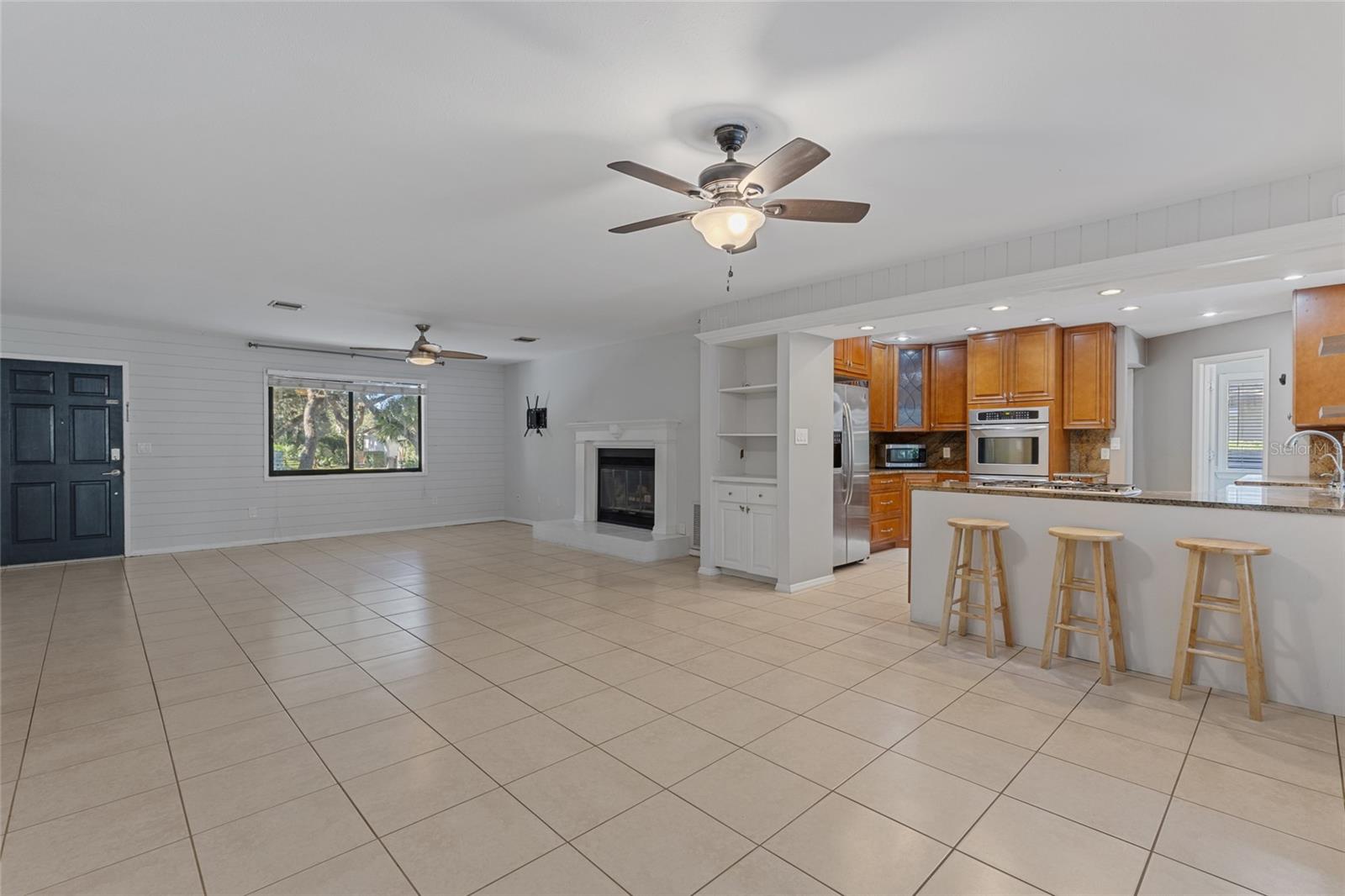 A4657572 Property Photo