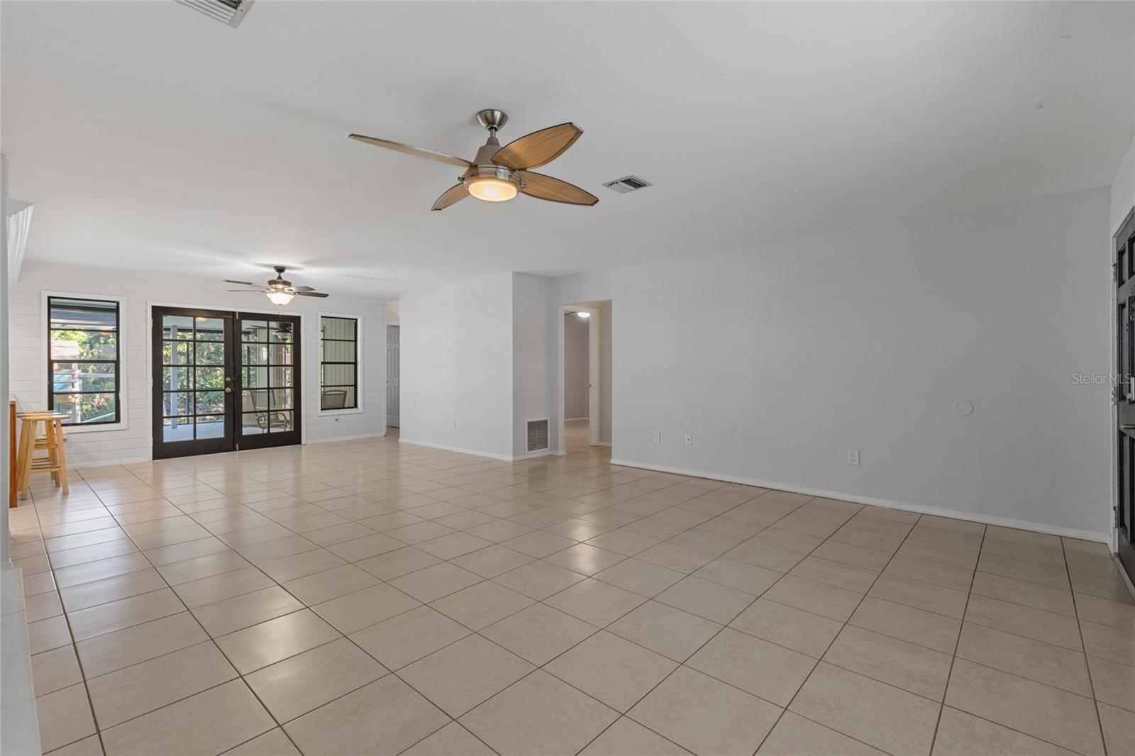 A4657572 Property Photo
