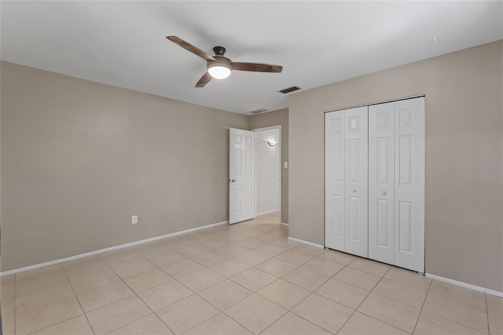 A4657572 Property Photo