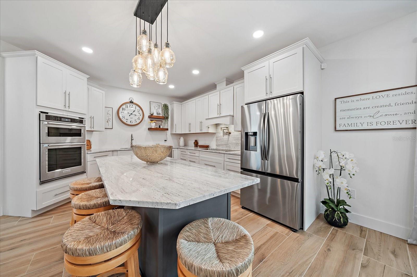 1876 LIVINGSTONE ST, SARASOTA, FL, 34231