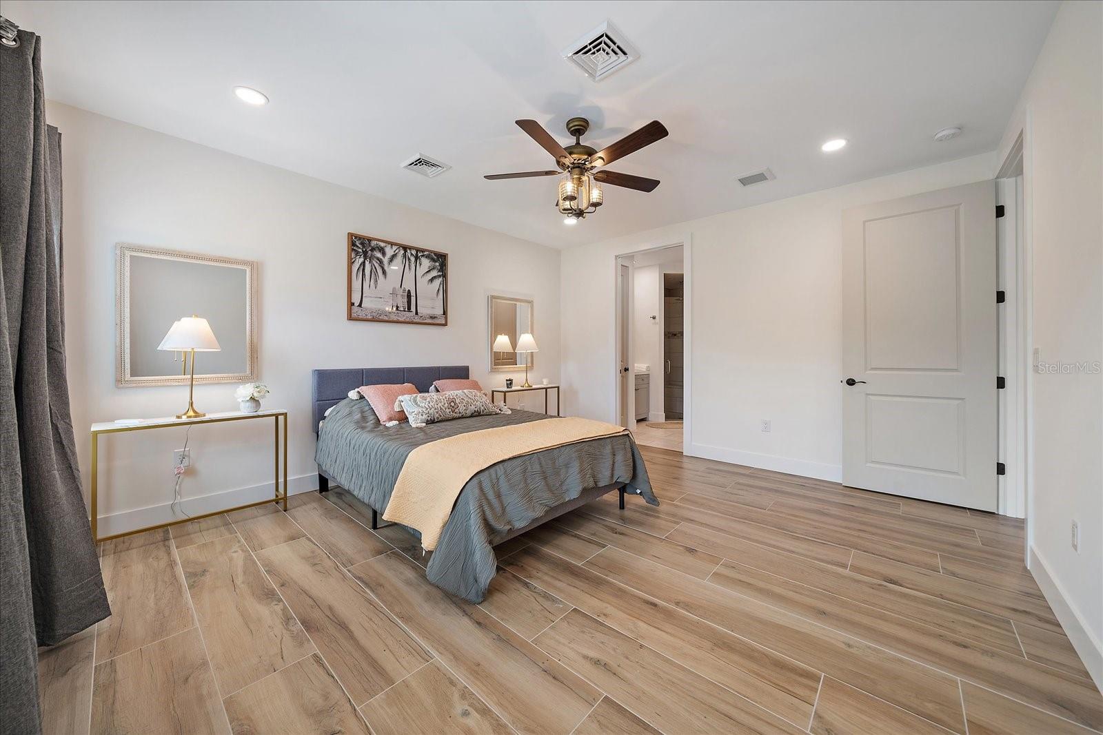 1876 LIVINGSTONE ST, SARASOTA, FL, 34231