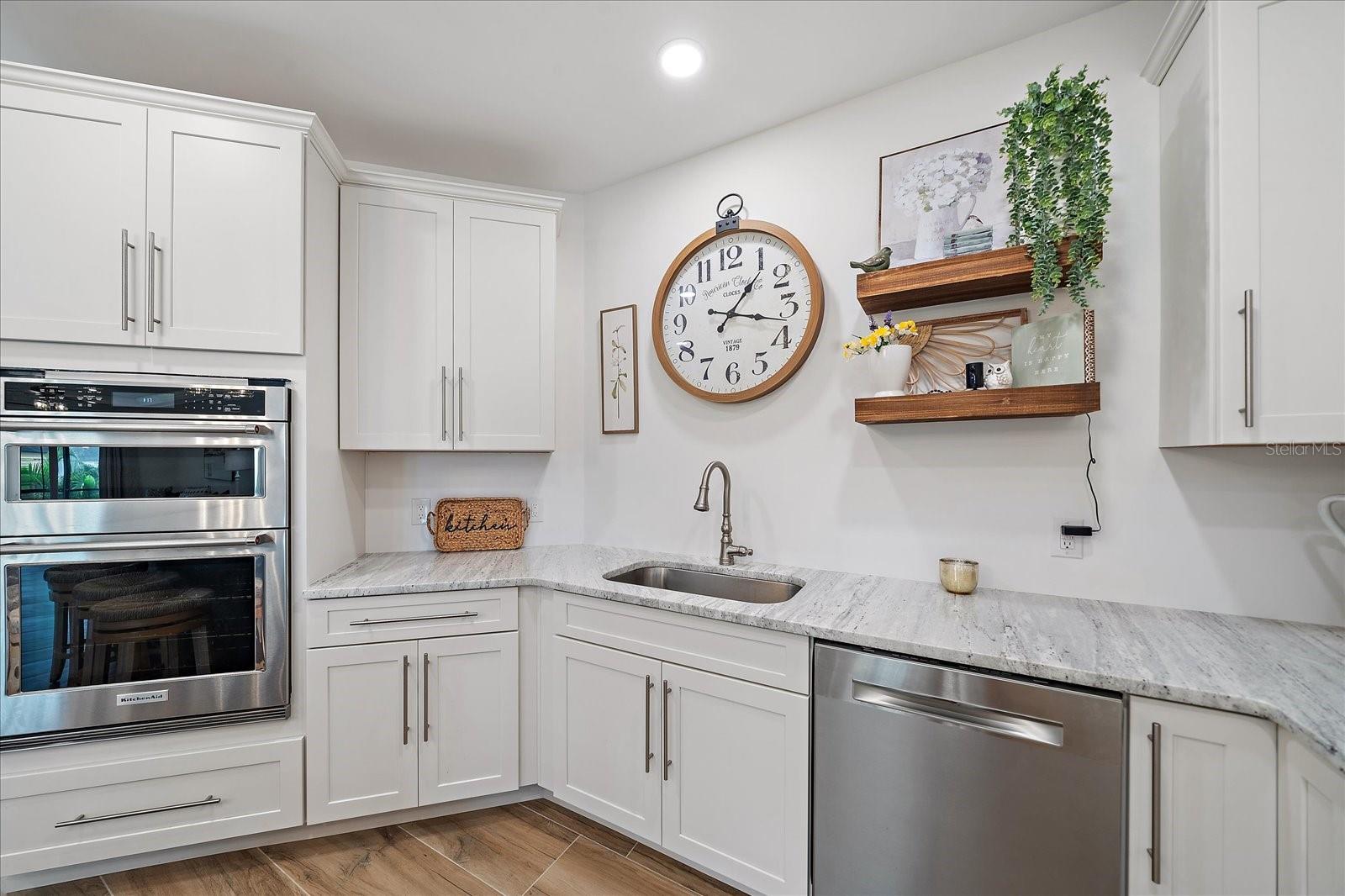 1876 LIVINGSTONE ST, SARASOTA, FL, 34231