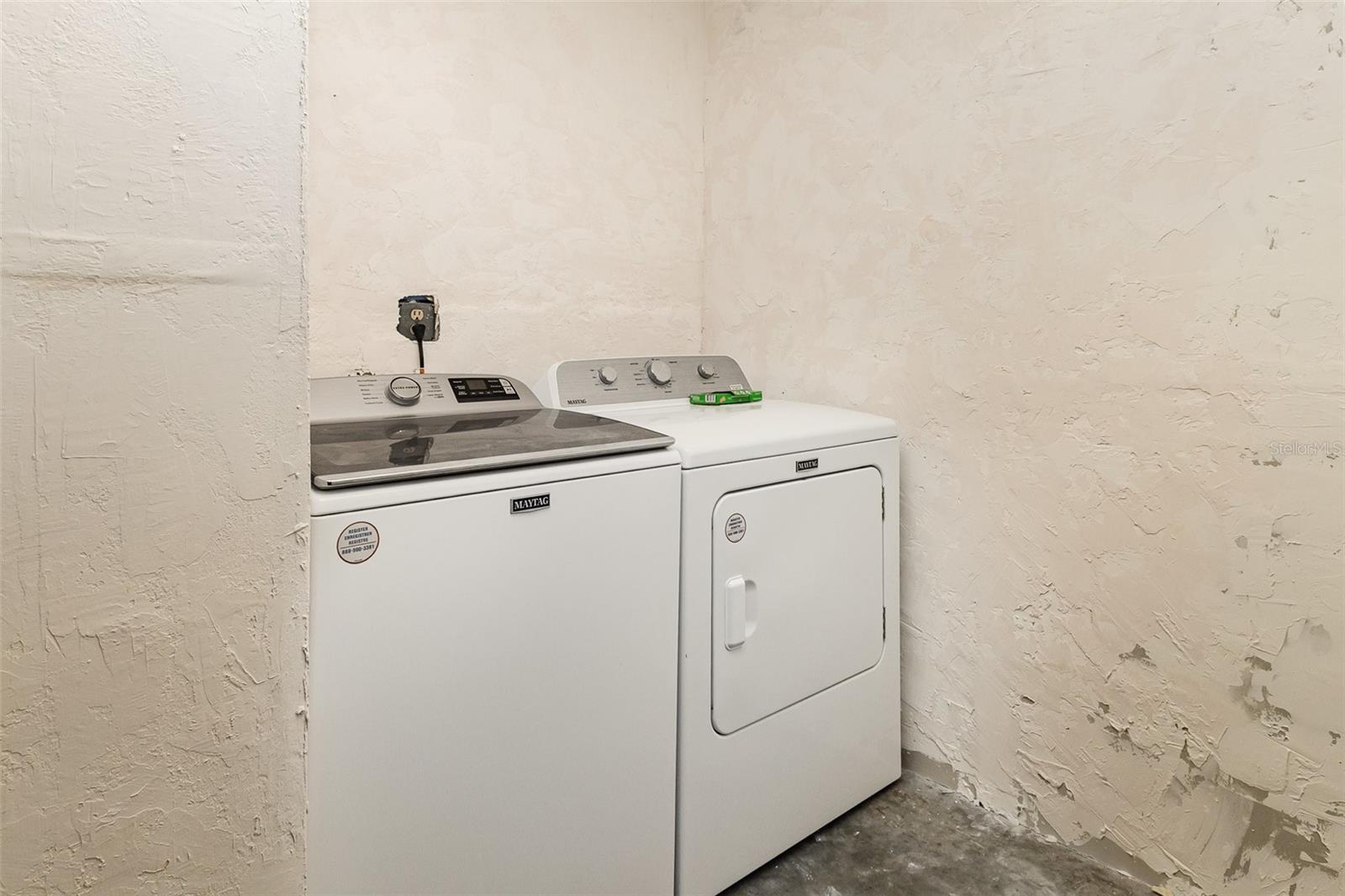 530 S ORANGE CT, EAGLE LAKE, FL, 33839