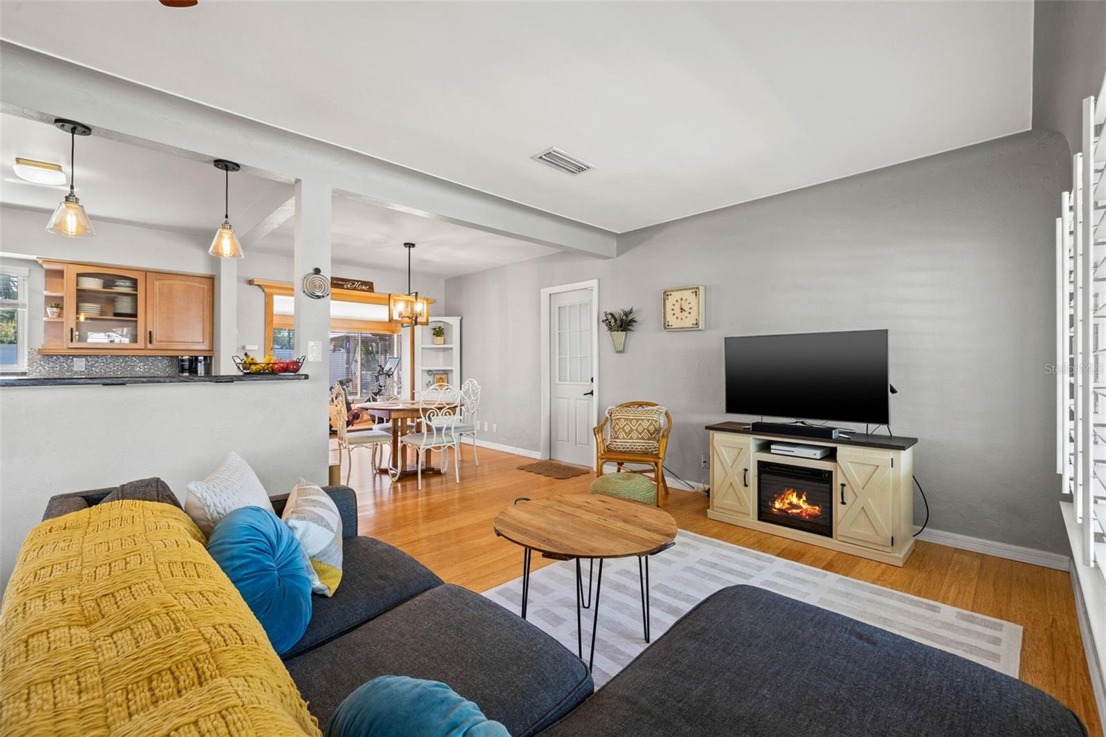 4126 25TH AVE N, ST PETERSBURG, FL, 33713