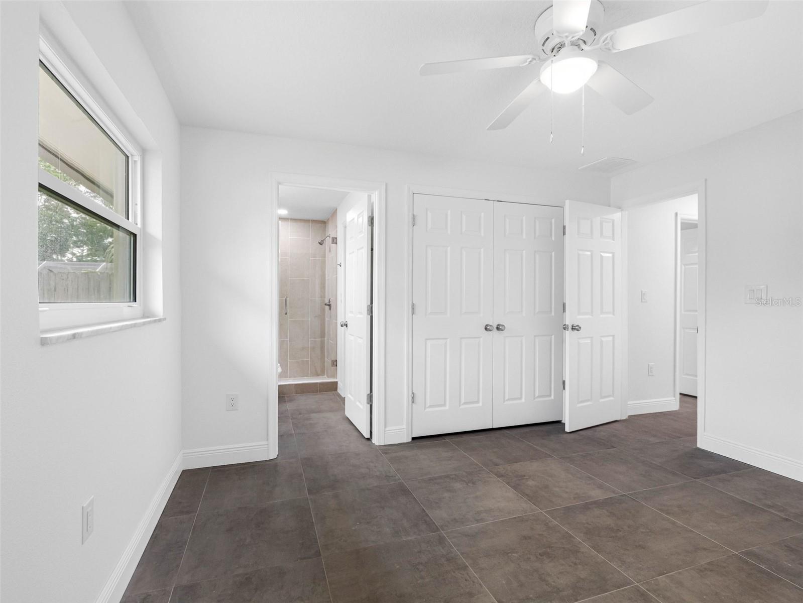 5207 DENVER ST NE, ST PETERSBURG, FL, 33703