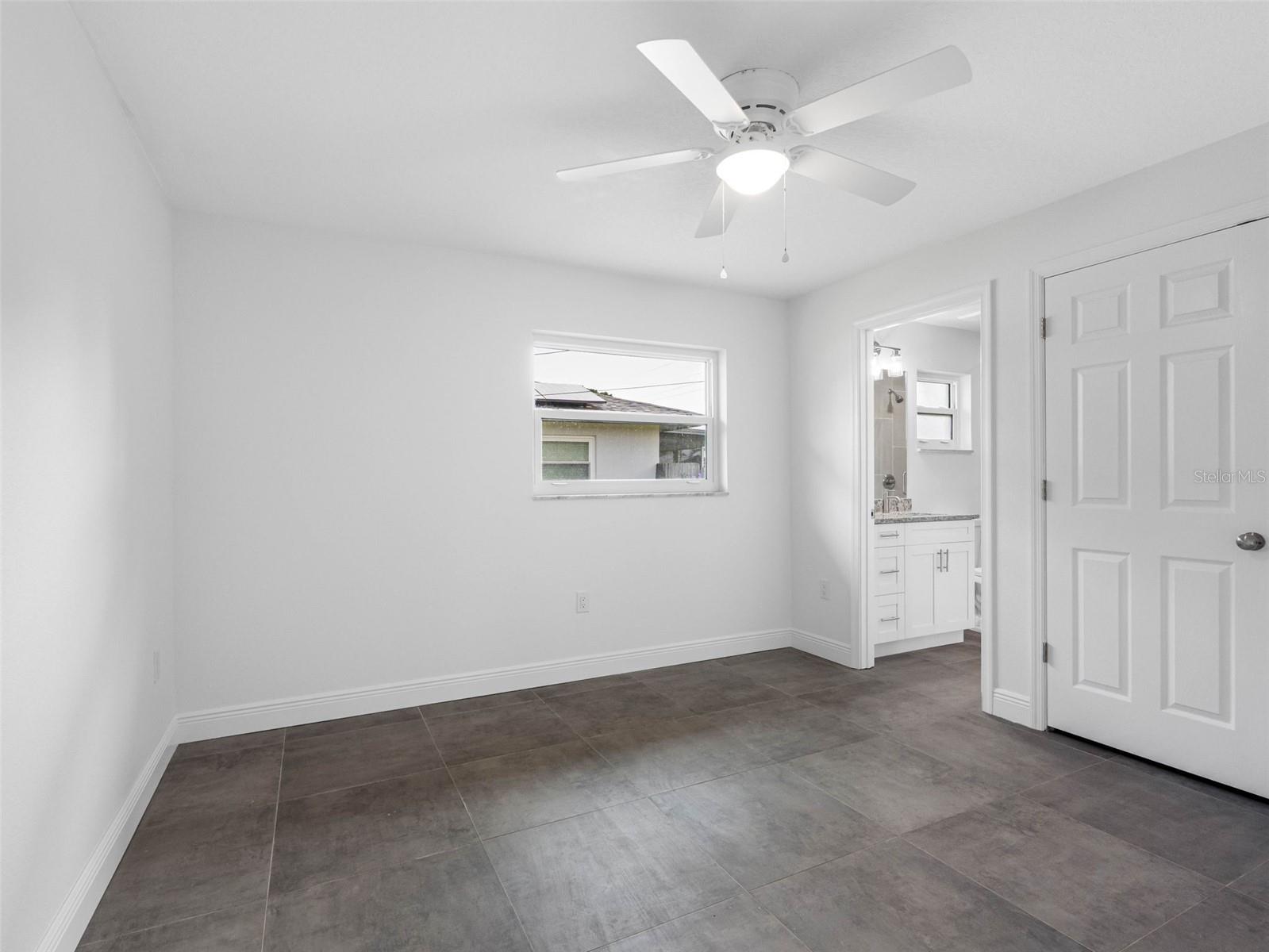 5207 DENVER ST NE, ST PETERSBURG, FL, 33703