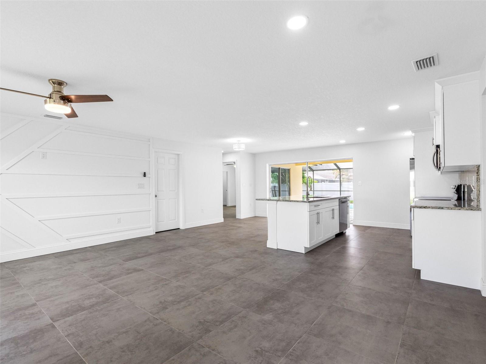 5207 DENVER ST NE, ST PETERSBURG, FL, 33703