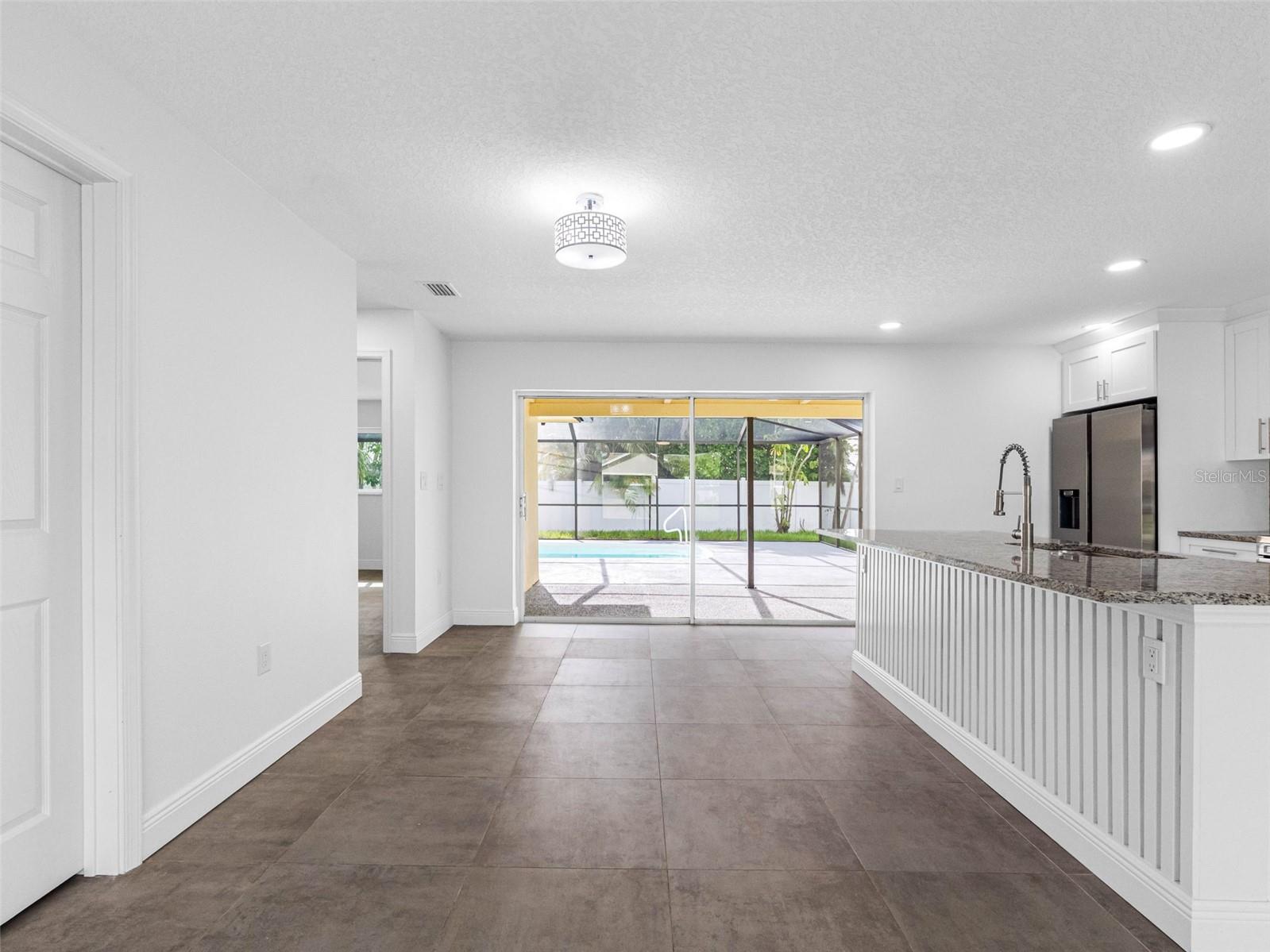 5207 DENVER ST NE, ST PETERSBURG, FL, 33703