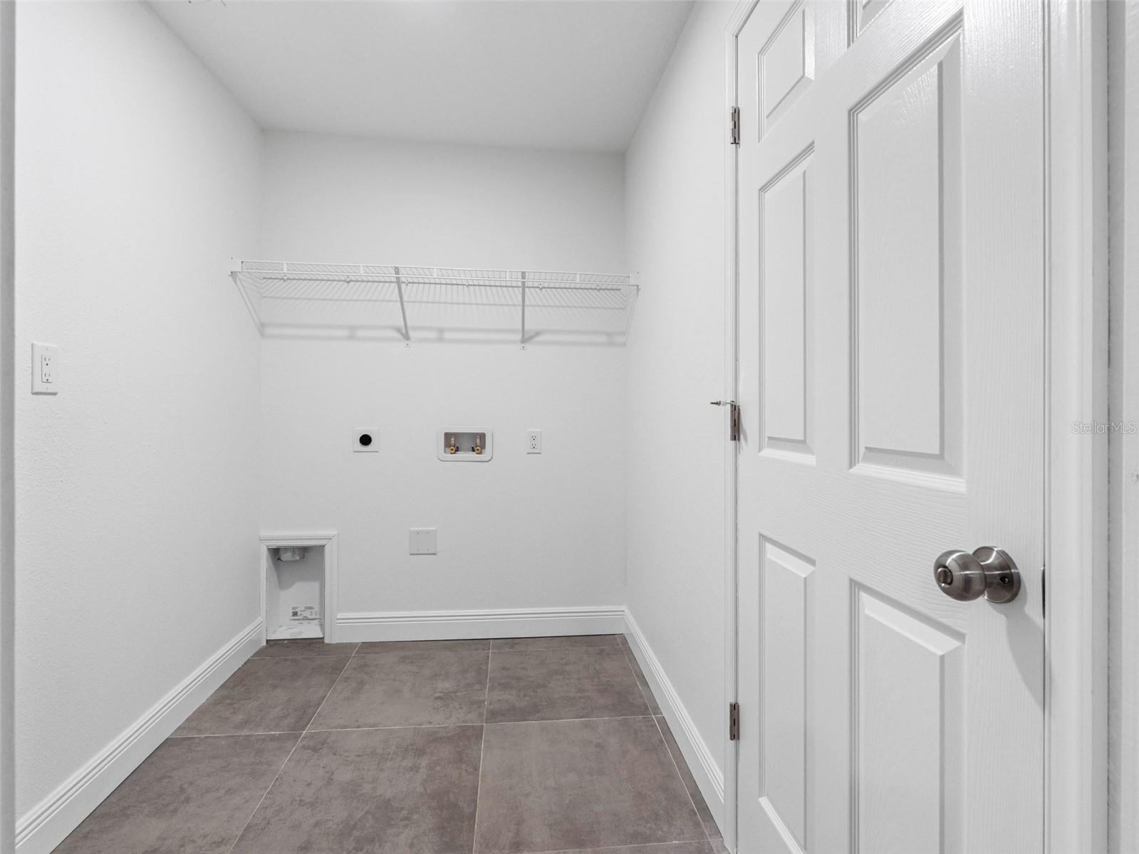 5207 DENVER ST NE, ST PETERSBURG, FL, 33703