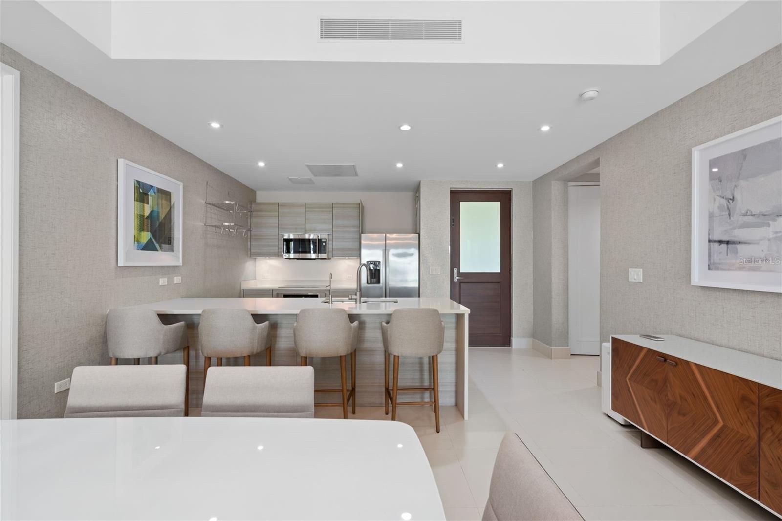 PR9114580 Property Photo