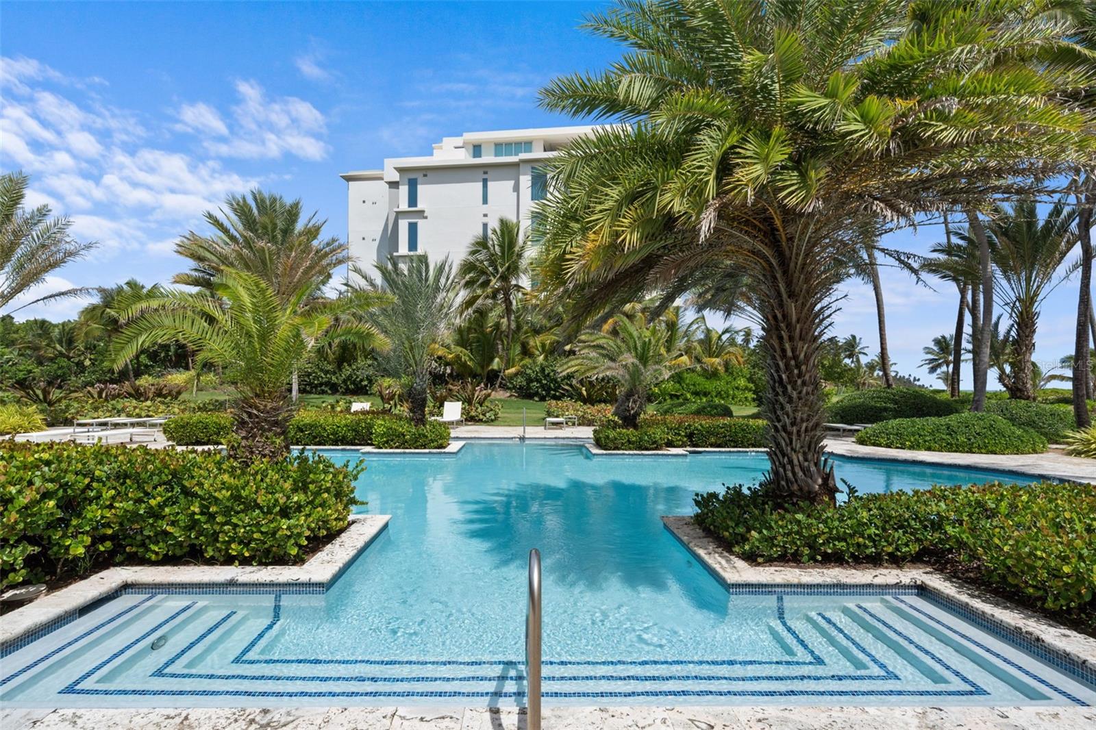 PR9114580 Property Photo