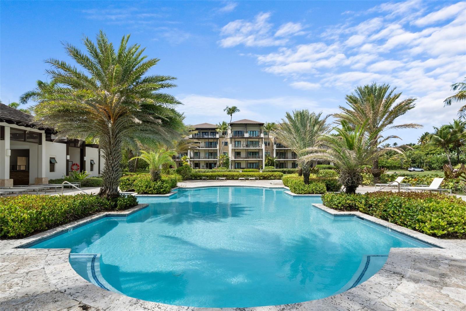 PR9114580 Property Photo