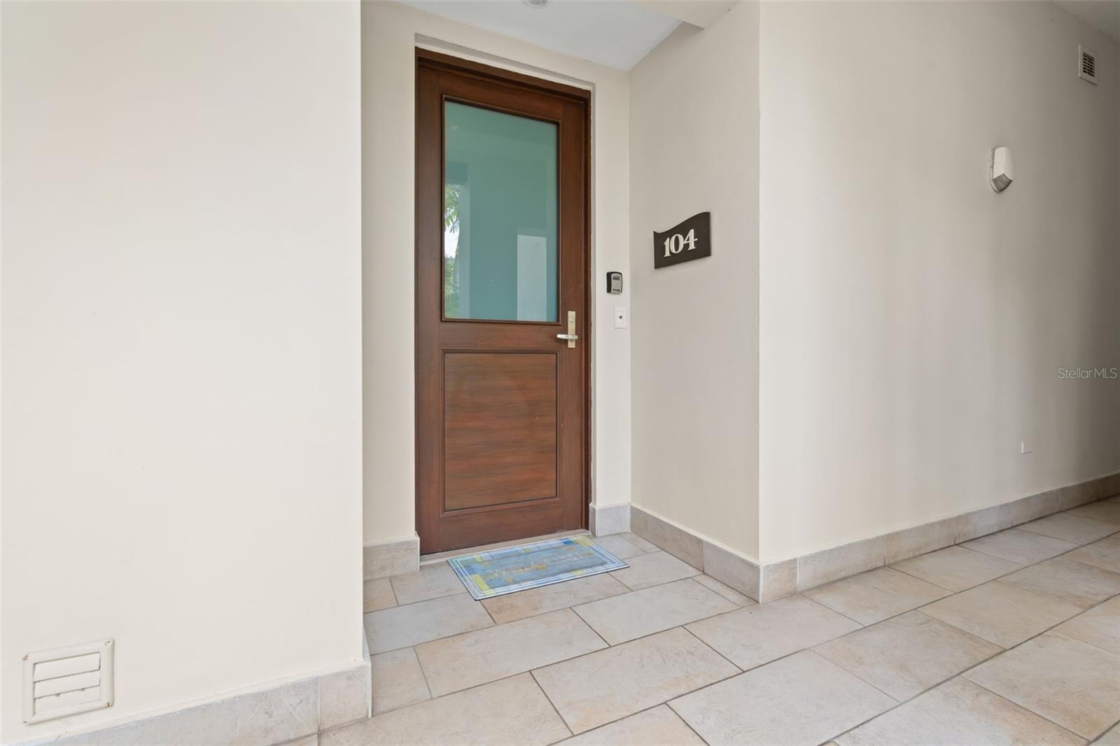 PR9114580 Property Photo