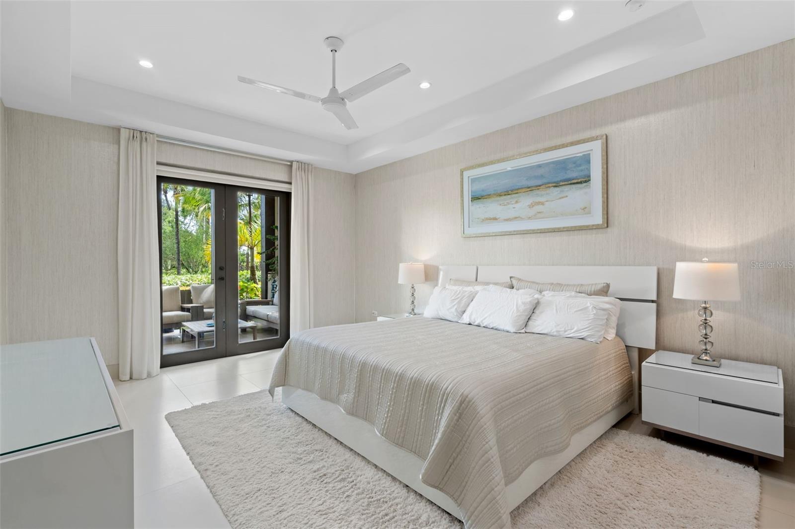 PR9114580 Property Photo