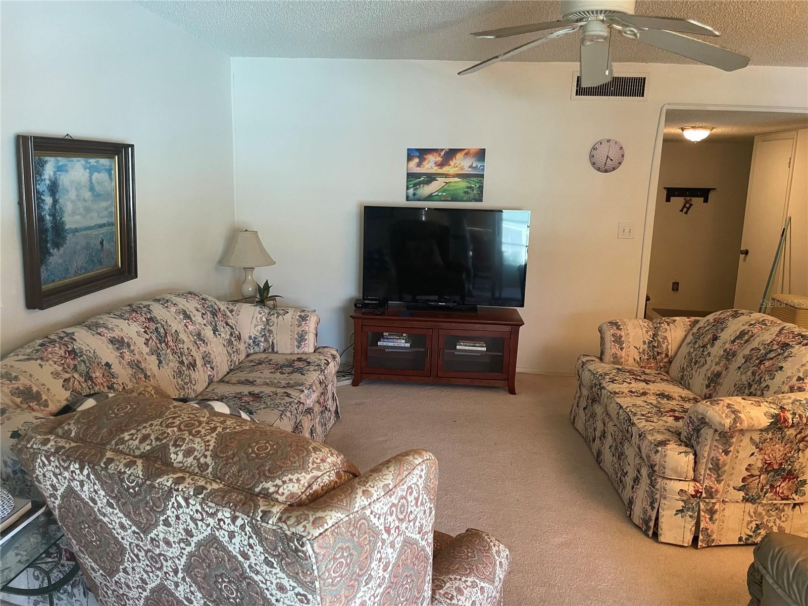 OM704688 Property Photo