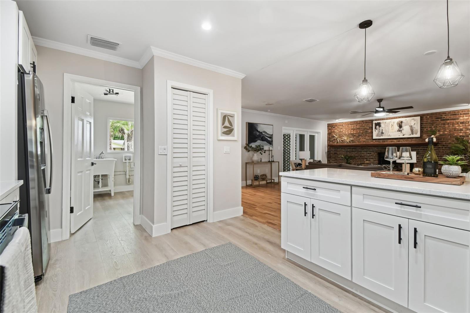 2022 CRICKET LN, VALRICO, FL, 33594