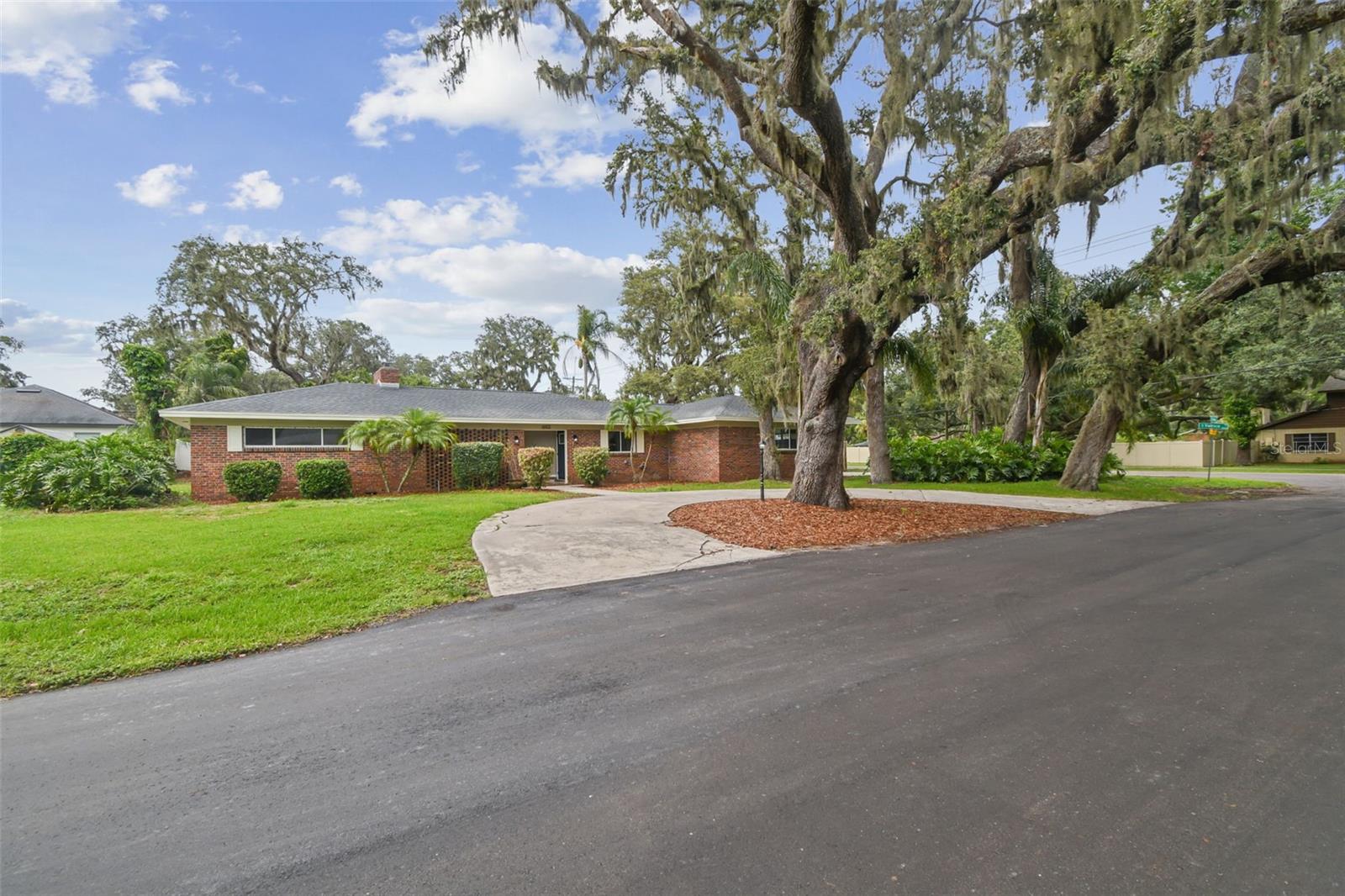 2022 CRICKET LN, VALRICO, FL, 33594