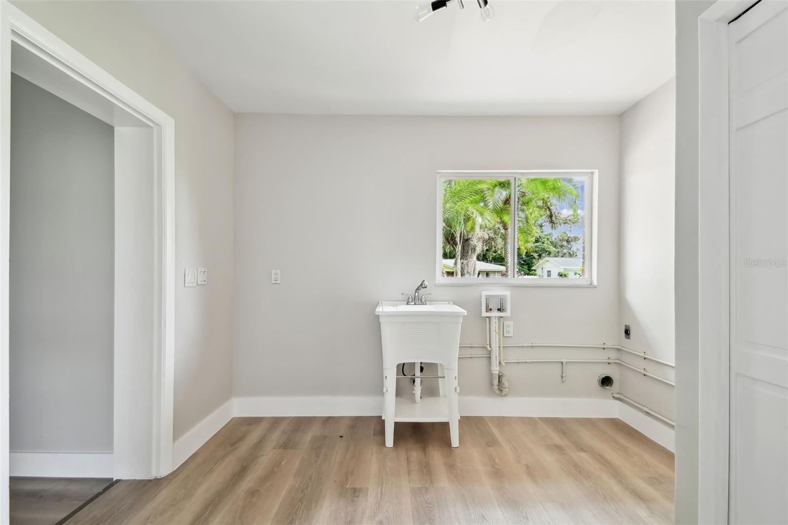 2022 CRICKET LN, VALRICO, FL, 33594