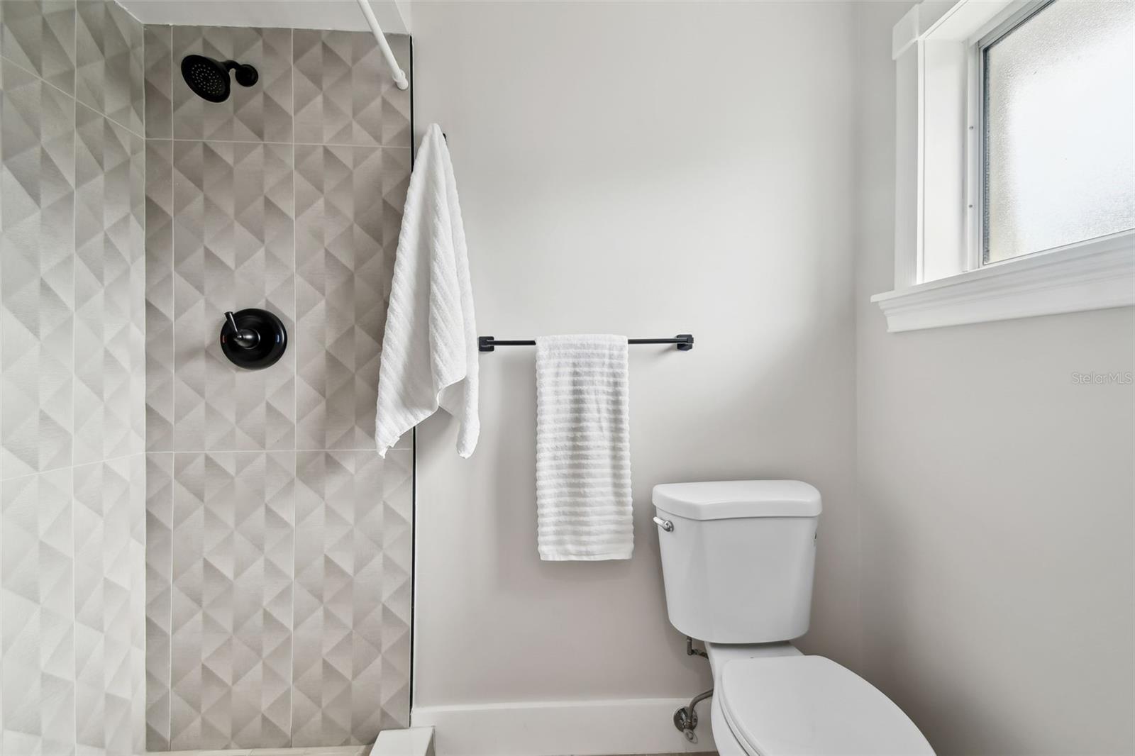 2022 CRICKET LN, VALRICO, FL, 33594