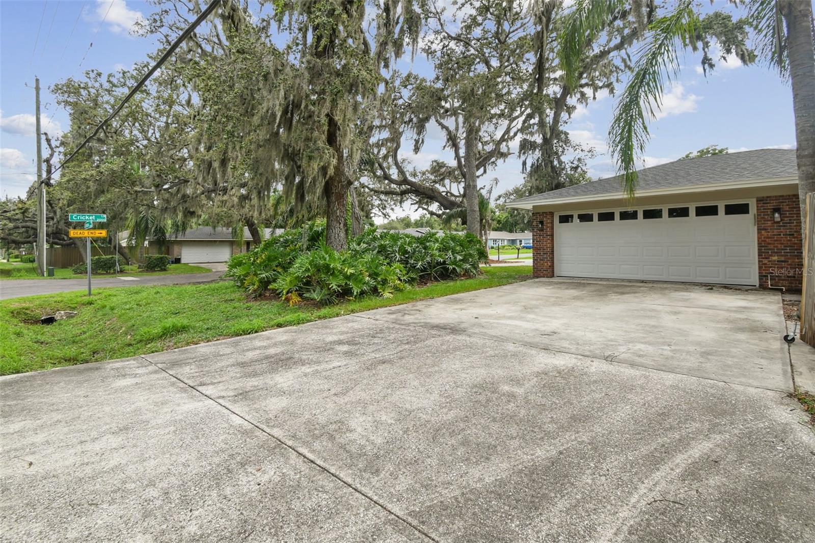 2022 CRICKET LN, VALRICO, FL, 33594