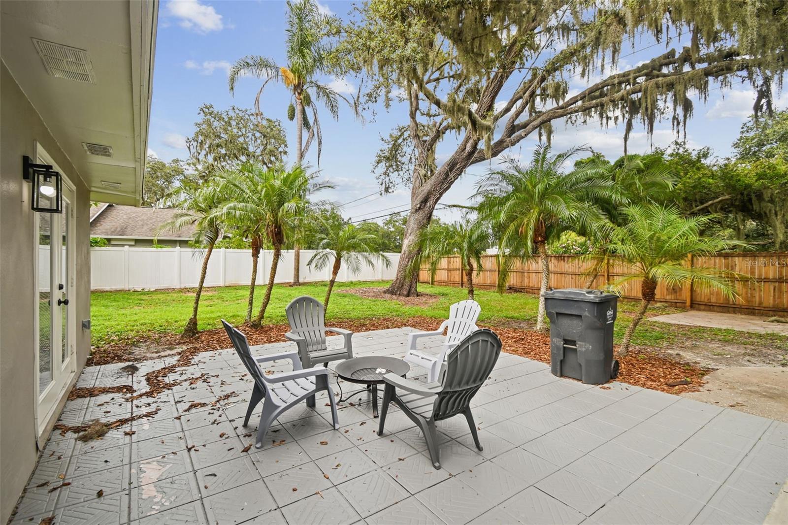 2022 CRICKET LN, VALRICO, FL, 33594