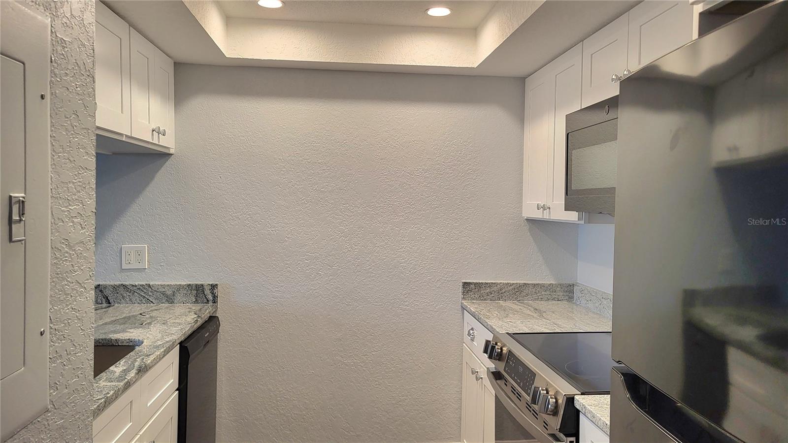 TB8402726 Property Photo