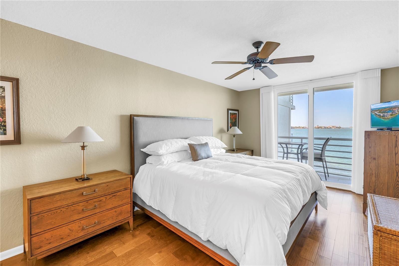 6105 BAHIA DEL MAR CIR #388, ST PETERSBURG, FL, 33715