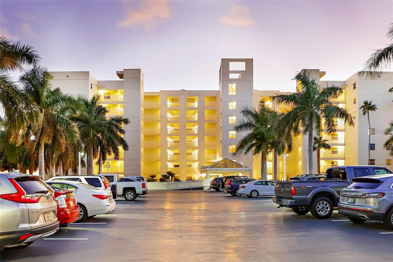 6105 BAHIA DEL MAR CIR #388, ST PETERSBURG, FL, 33715