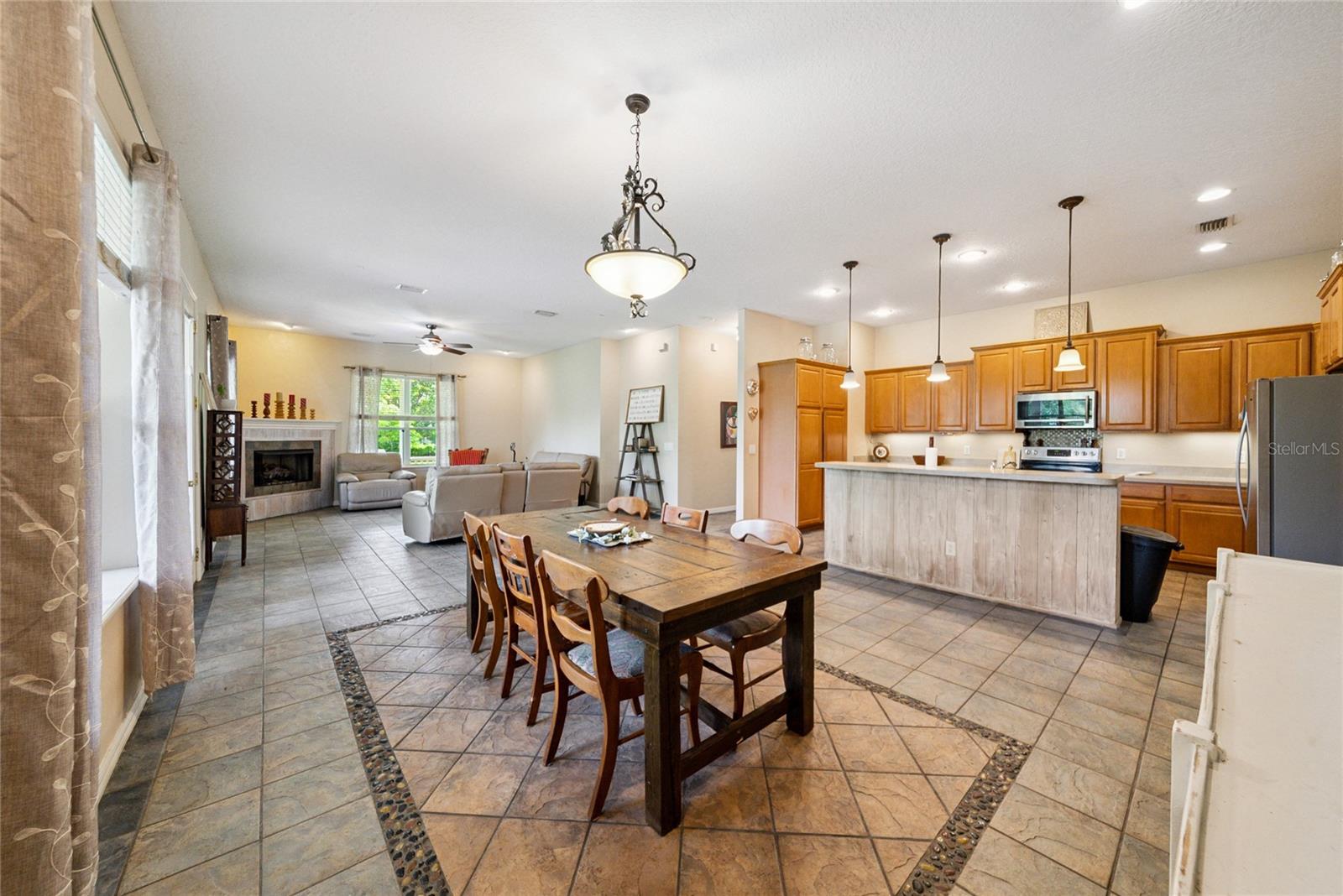 1351 CANAL POINT RD, LONGWOOD, FL, 32750