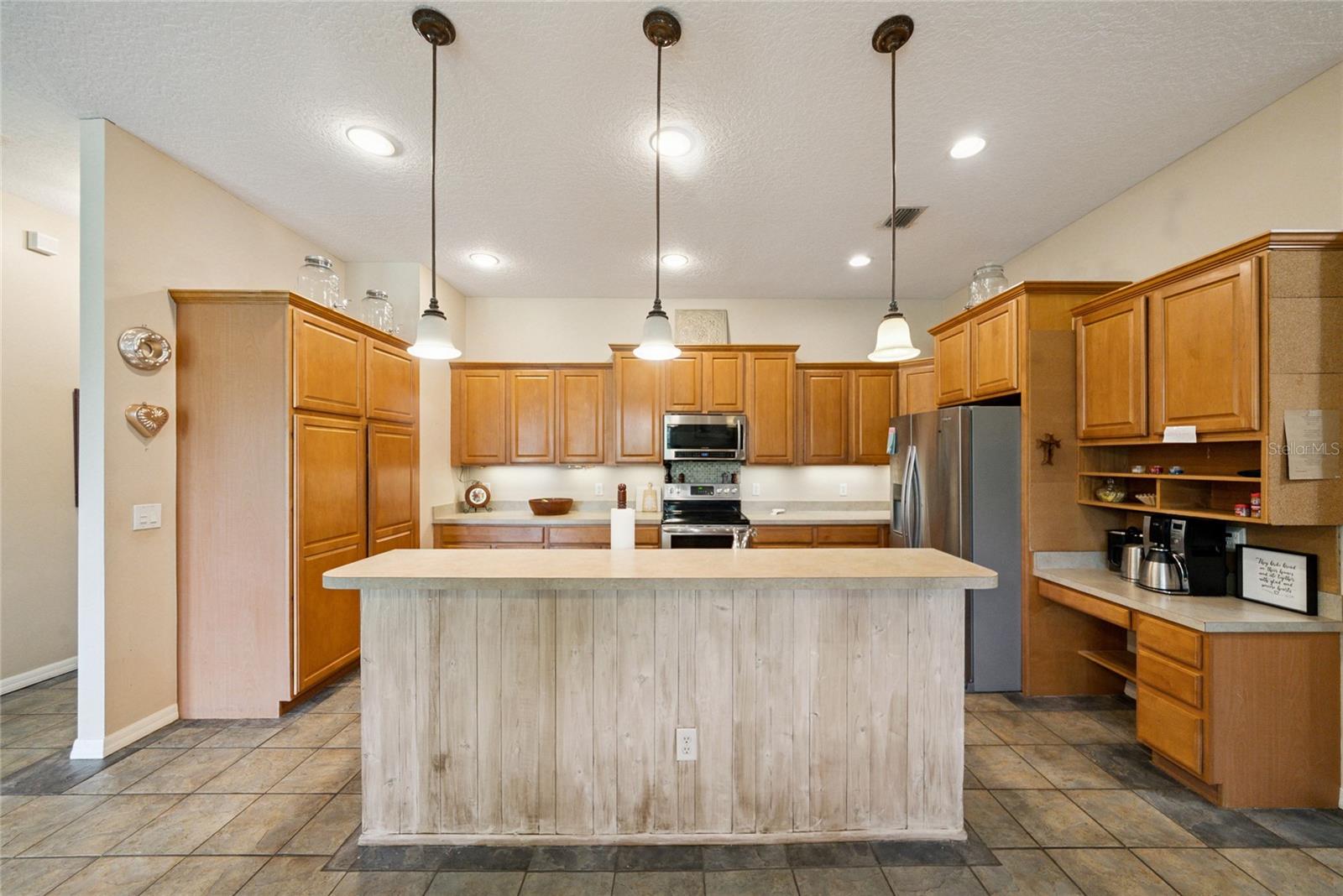 1351 CANAL POINT RD, LONGWOOD, FL, 32750