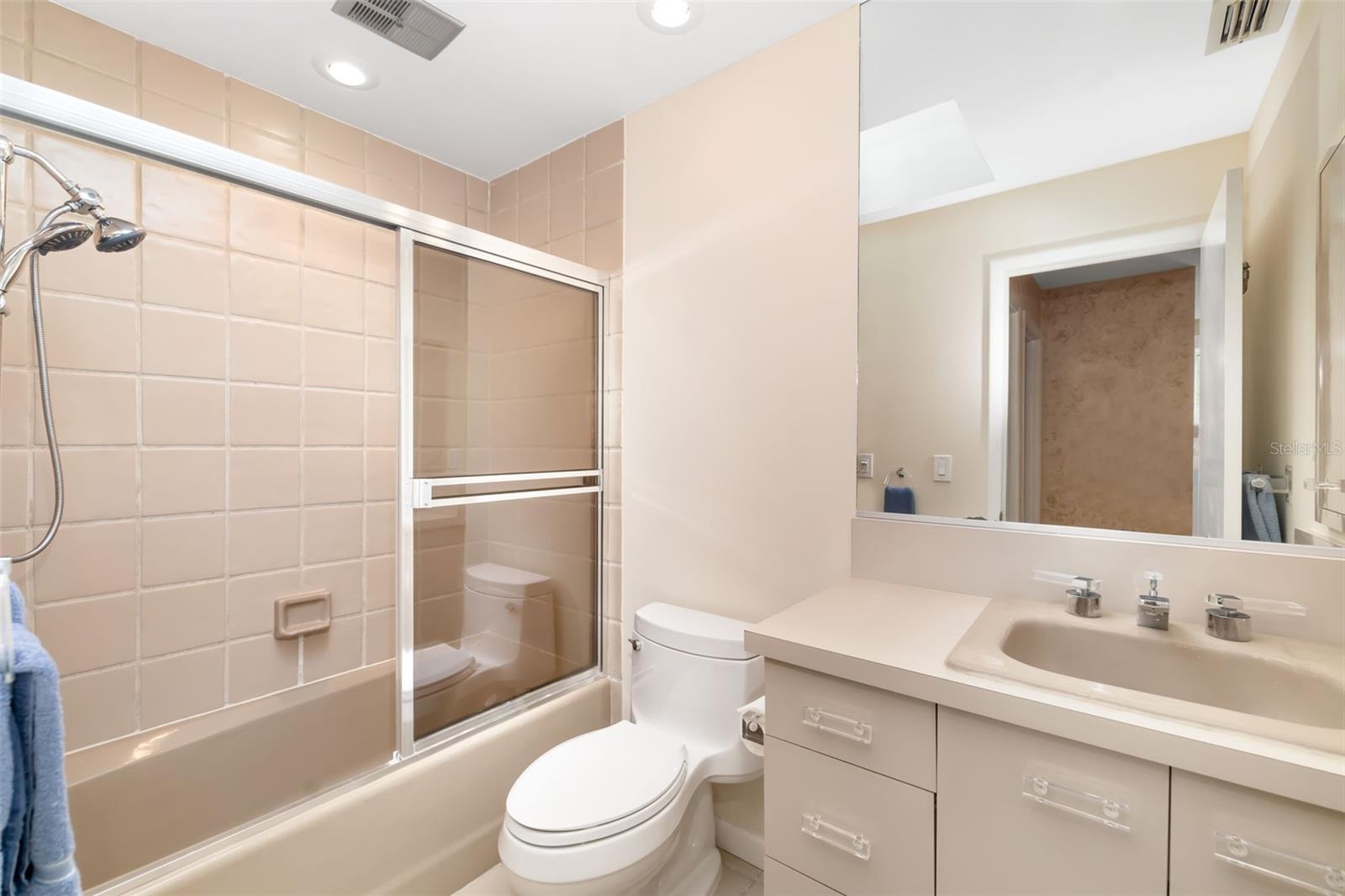 546A BEACH RD #A544, SARASOTA, FL, 34242