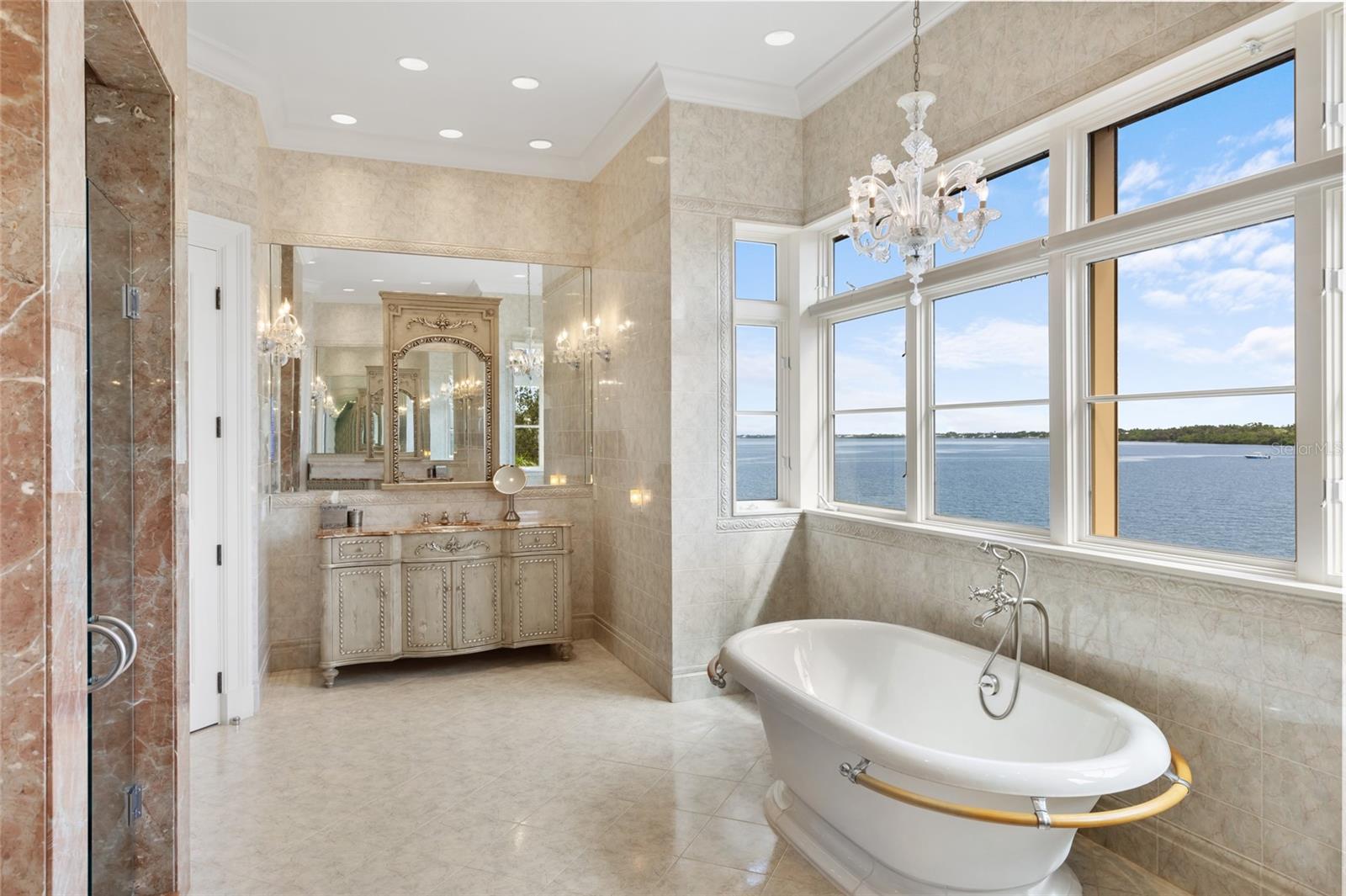 A4657659 Property Photo