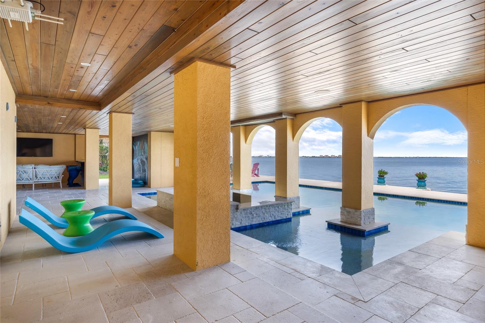 A4657659 Property Photo