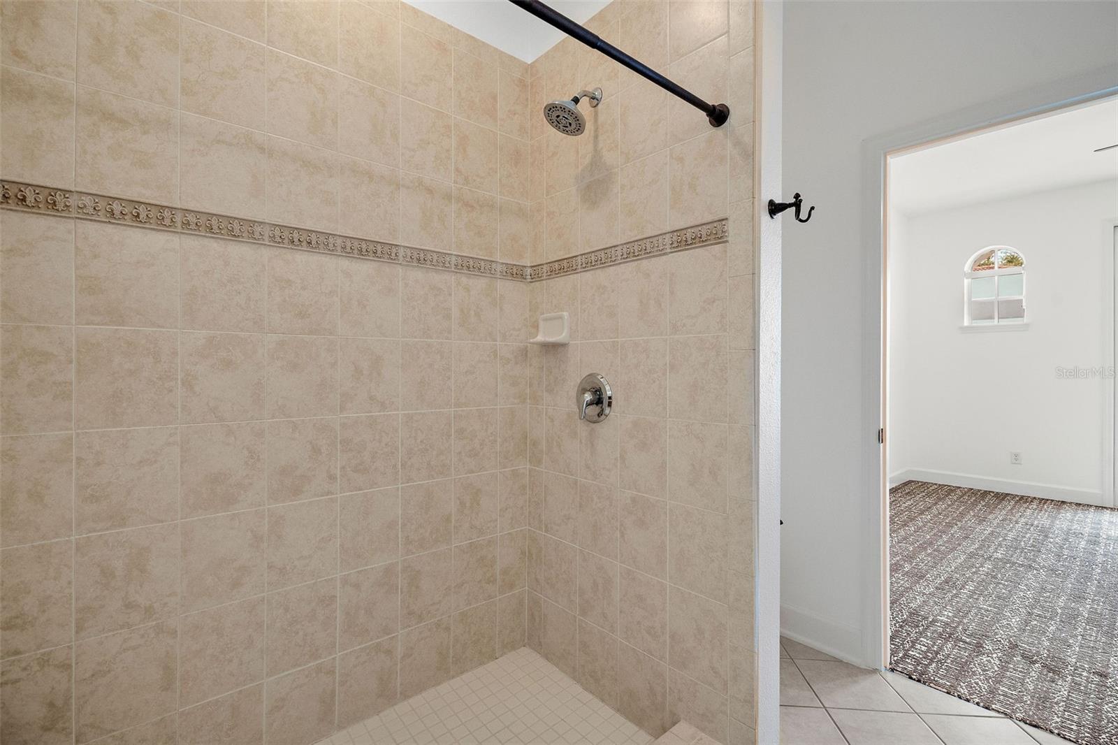 628 3RD AVE S, ST PETERSBURG, FL, 33701