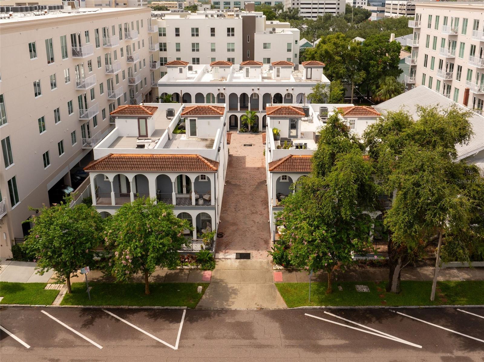 628 3RD AVE S, ST PETERSBURG, FL, 33701