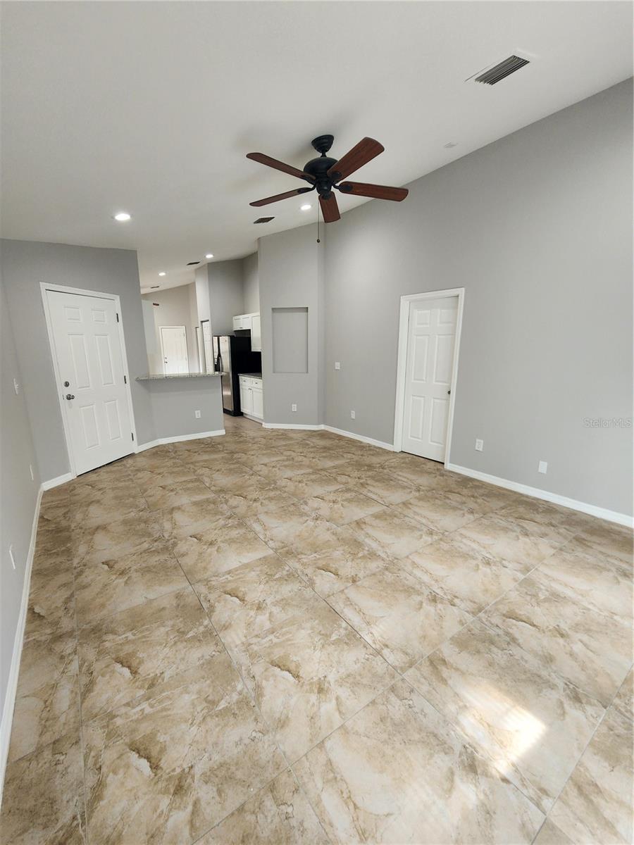 3407 E COMANCHE AVE, TAMPA, FL, 33610