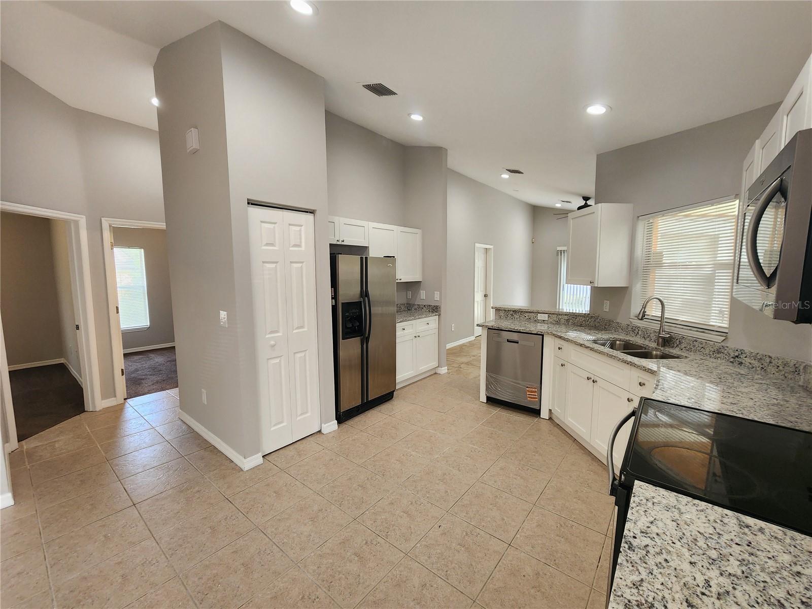 3407 E COMANCHE AVE, TAMPA, FL, 33610