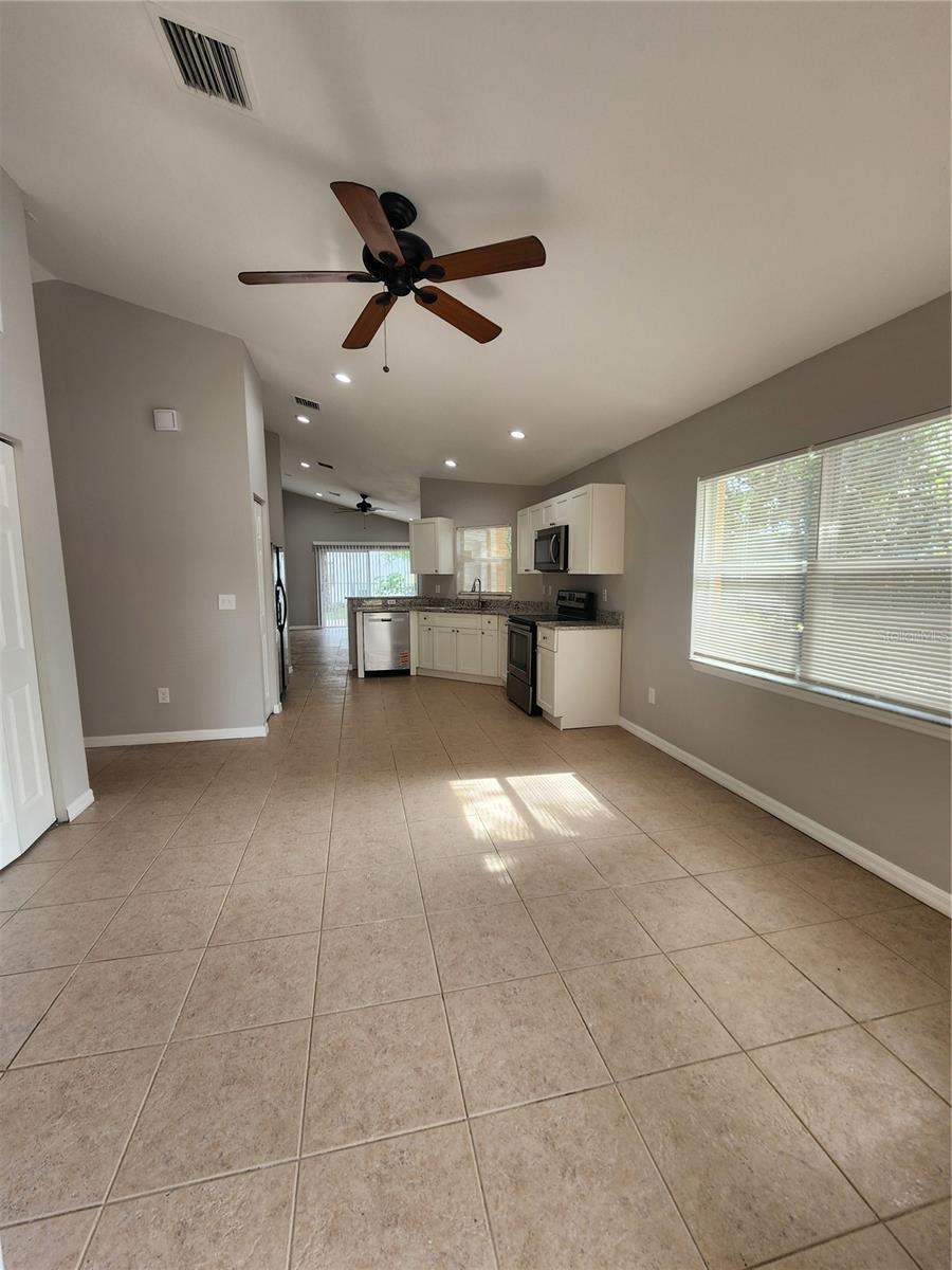 3407 E COMANCHE AVE, TAMPA, FL, 33610