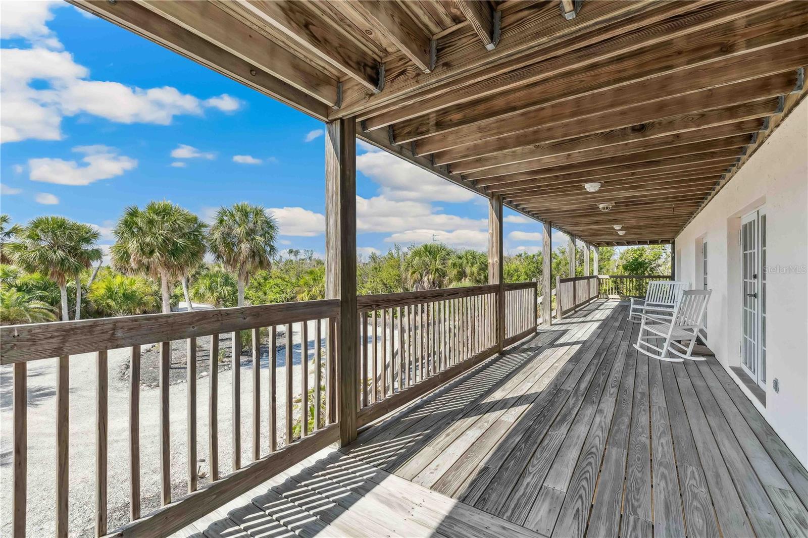 D6142937 Property Photo