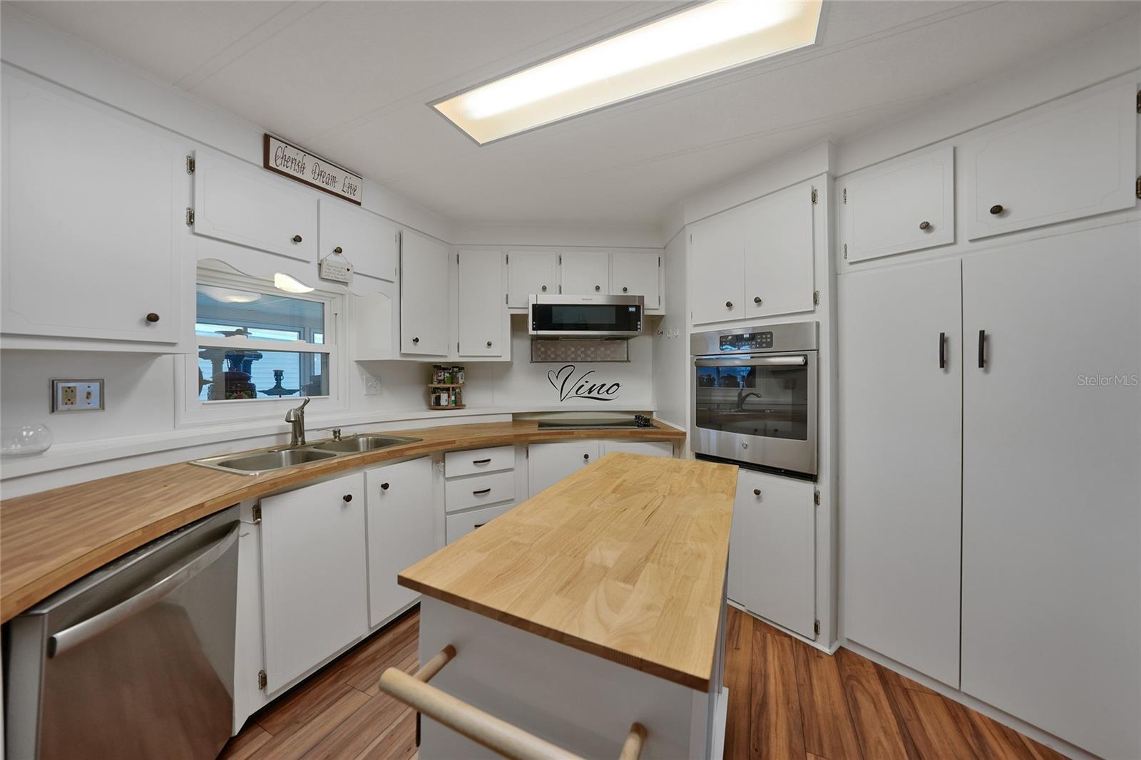 502 ALVARADO, NORTH PORT, FL, 34287