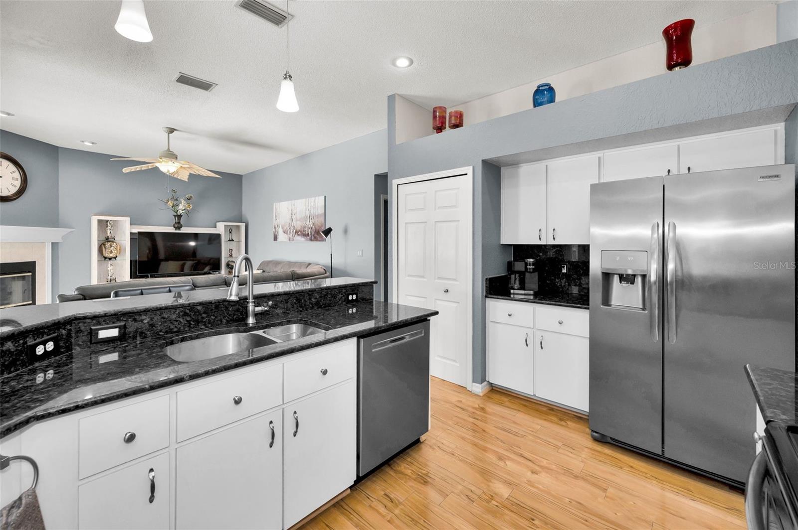 3049 MARLO BLVD, CLEARWATER, FL, 33759