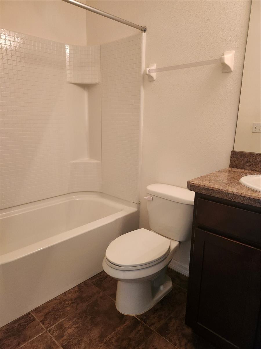 1866 GREENWOOD VALLEY DR, PLANT CITY, FL, 33563