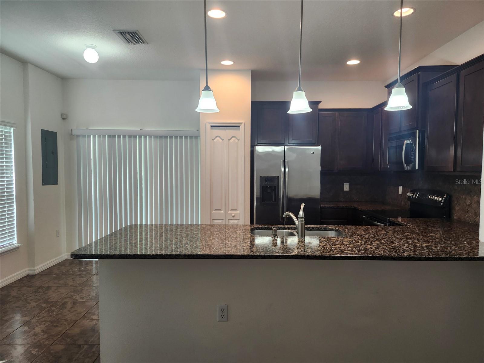 1866 GREENWOOD VALLEY DR, PLANT CITY, FL, 33563