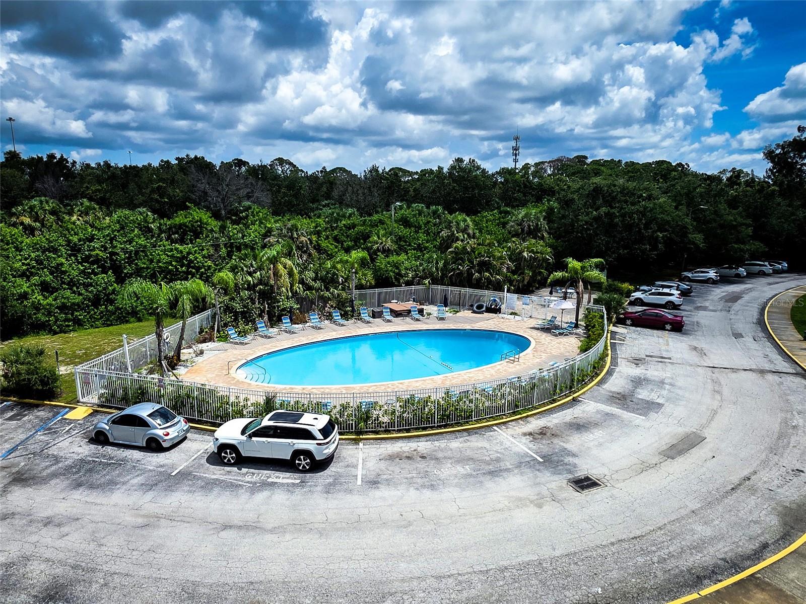 TB8402912 Property Photo