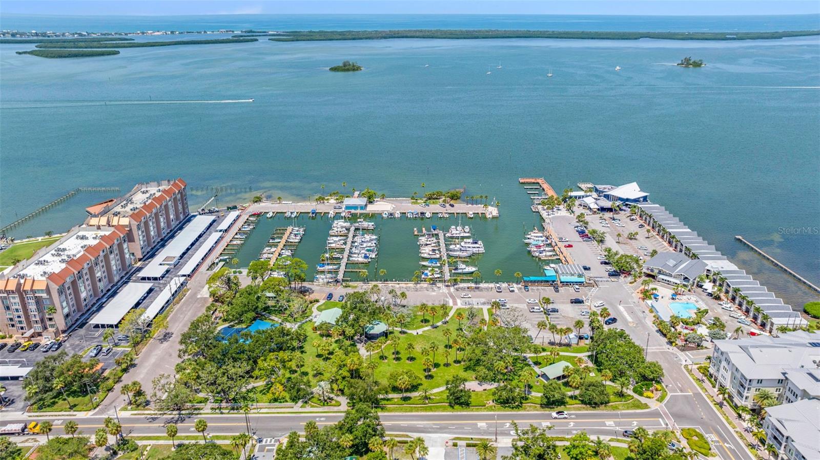 TB8402918 Property Photo