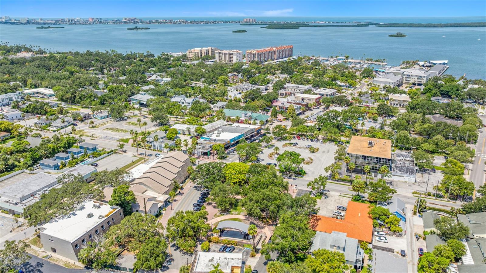 TB8402918 Property Photo