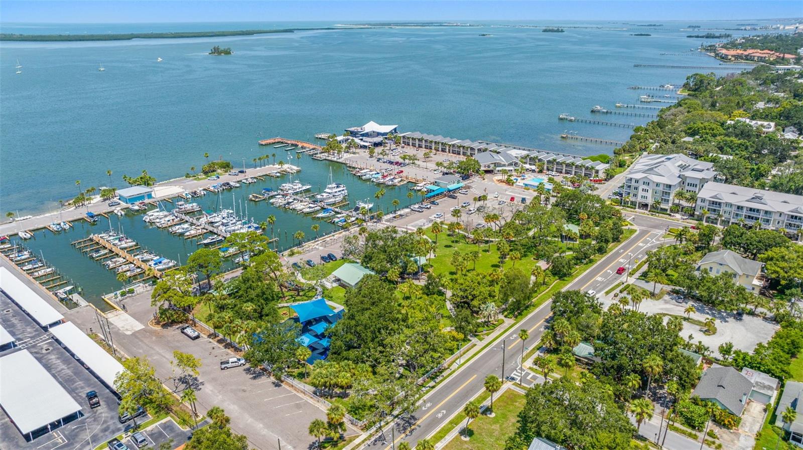 TB8402918 Property Photo